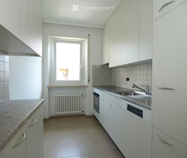 Affitto 2.5 locali al 2. piano zona tranquilla e vista lago - Photo 4