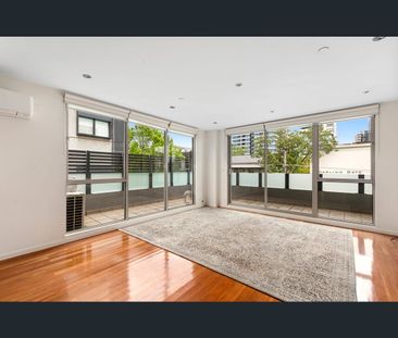 1/8 Pasley Street, South Yarra, Vic 3141 - Photo 4