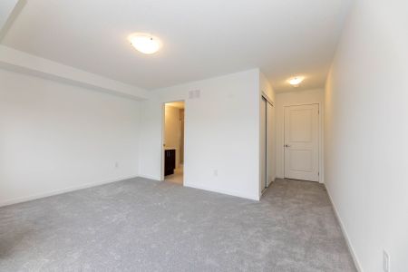 For Lease - 217 Monarch Avenue, Ajax, Ontario - Photo 3