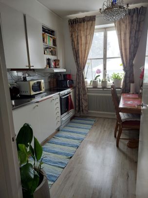 Bergsvägen, Fellingsbro - Photo 1