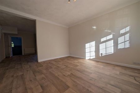 2 bedroom house to rent - Photo 4