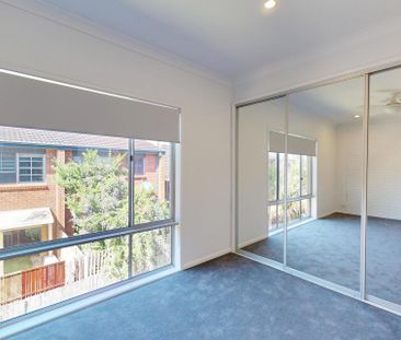 1/49a Railway Street, Merewether NSW 2291 - Photo 4