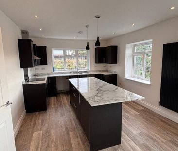 3 bedroom flat to rent - Photo 3