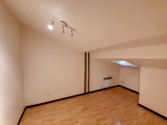 Noves : Appartement T3 avec double séjour, - Photo 1