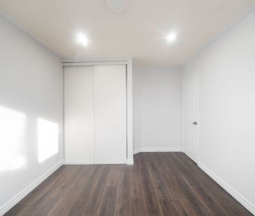 For Lease - 36 Eastport Drive, Toronto, Ontario - Photo 6