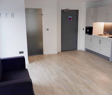 Premium Studio (L Shaped) - Photo 1