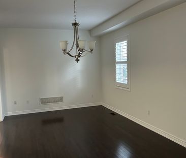 For Lease - 132 Mcknight Avenue, Hamilton, Ontario - Photo 1