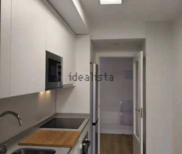 Alquiler de piso en Calle Matilde de la Torre, 7 - Photo 1