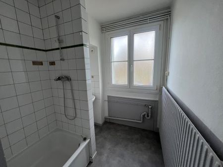 Location - Appartement T3 - 64 m² - Montbéliard - Photo 2