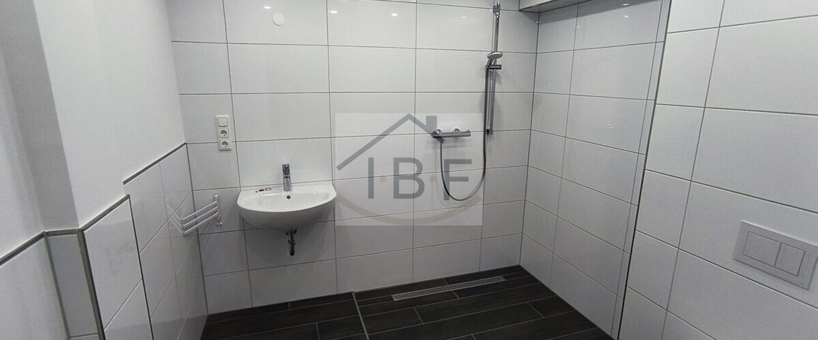 Seniorengerechtes Apartment ( Klimatisiert & Zentral ) - Foto 1