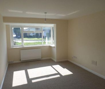 2 bedroom bungalow to rent - Photo 2