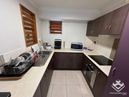 Furnished 2 Bed, 2 Bath Apartment in Resort-Style Complex - Photo 3