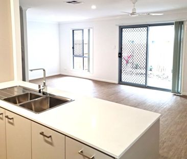 AVAILABLE 08/11/2025 - 4 BEDROOM- 2 BATHROOM FULLY DUCTED AIR-CONDI... - Photo 5