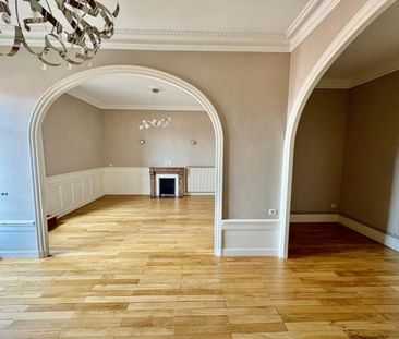 APPARTEMENT T5 A LOUER A ROANNE - CENTRE VILLE : - Photo 2