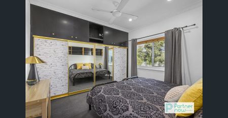 Spacious Family Home with Pool in South - Photo 3