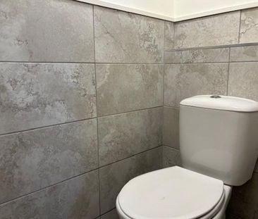 2 bedroom semi-detached house to rent - Photo 5