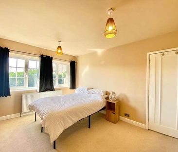 Bay Close, Huddersfield, HD3 - Photo 6