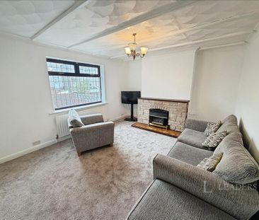 3 bedroom semi-detached house to rent - Photo 3