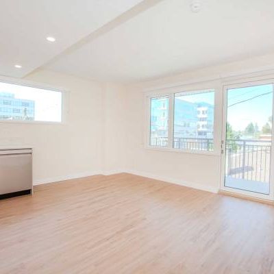 1 MONTH FREE! BRAND-NEW STUDIO APARTMENTS W/ AC @ RENFREW VILLAGE! - Photo 1