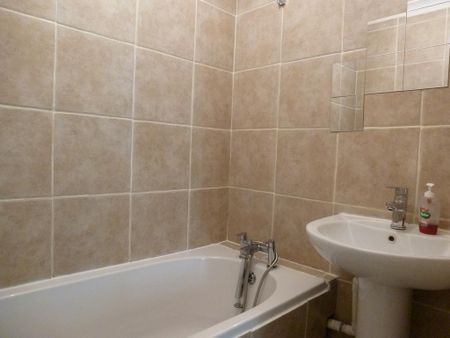 1 bedroom maisonette to rent - Photo 2