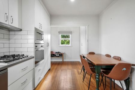 4 Waroona Street, Youngtown - Photo 5