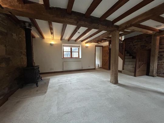 4 bedroom barn conversion to rent - Photo 1