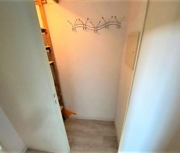 Schön geschnittenes und modernees Apartment mit Balkon in guter Lage! - Photo 3