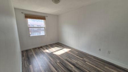 For Lease - 15 Brimwood Boulevard Unit# 15, Toronto, Ontario - Photo 2