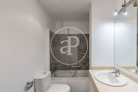 Luxury Apartment for rent in Pozuelo de Alarcón, Autonomous Region of Madrid - Photo 4