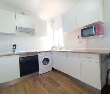 Calle de Guillermo Pingarron, Madrid, Community of Madrid 28018 - Photo 6