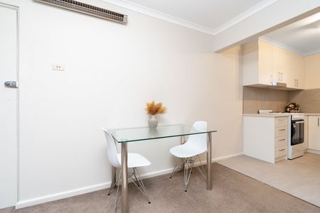 4/6 Chermside Street, Deakin ACT 2600 - Apartment For Rent | Domain - Photo 3