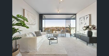 FULLY FURNISHED EXECUTIVE ONE BEDROOM APARTMENT - GREAT VIEWS! - Photo 3