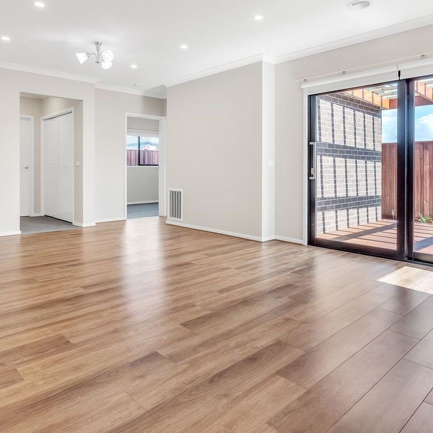 Modern Living - Photo 1