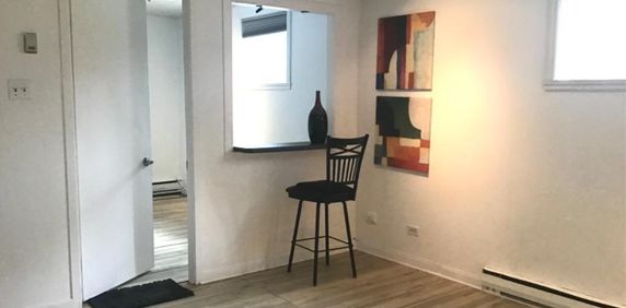 Deux et demie à louer - Photo 2