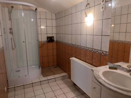 Location Maison 3 pièces 78m² GACE 61230 - Photo 3