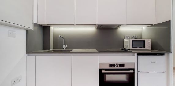 Studio Flat, Grenville Place, SW7 - Photo 2