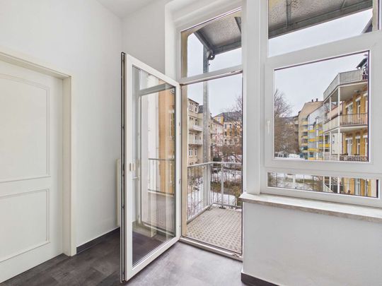 Frisch renovierte 3-Raum Wohnung mit Balkon zentrumsnah in Plauen - Photo 1