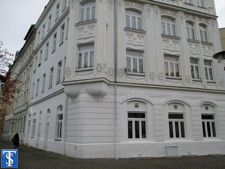 große 3 Zimmer Wohnung schöner Altbau DG - Photo 5