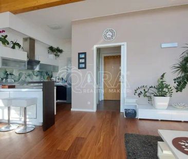 Pronájem bytu 2+kk (56,18 m and sup2;) s velkou terasou (19,96m and... - Photo 3