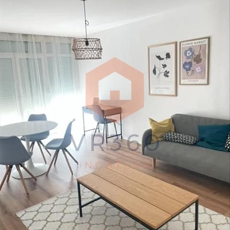 Kiadó felújított panel lakás - Pécs - Fotó 1