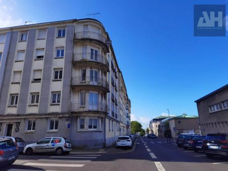 FAC DE MEDECINE - APPARTEMENT T3 AU DERNIER ETAGE -PETITE VUE MER ET BALCON - Photo 5