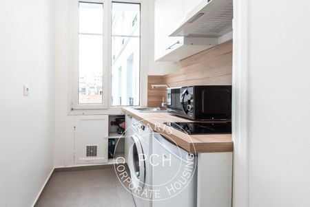 Rue Mathurin Régnier, - Photo 2