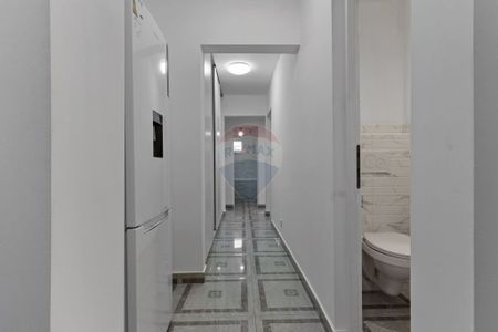 Apartament modern cu 3 camere - Fotografie 2