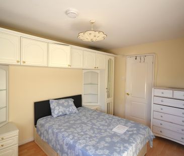 1 bedroom property to rent - Photo 2
