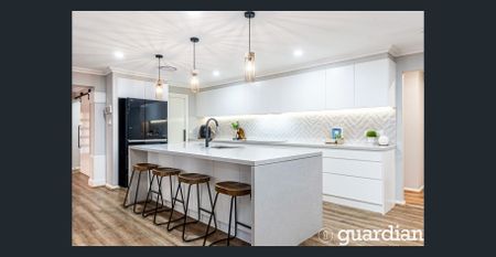 Stylish family home with space, comfort & convenience - Photo 4