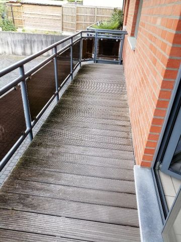 GELIJKVLOERS APPARTEMENT MET 1 SLAAPKAMER - Foto 3