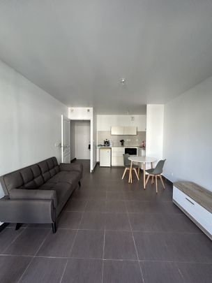Location Appartement 2 pièces 36m² MONTPELLIER 34000 - Photo 1