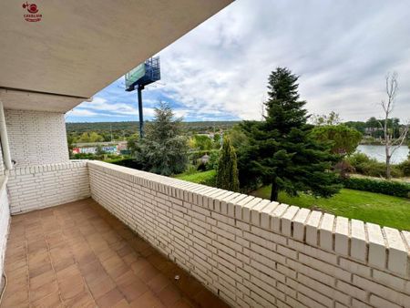 5 room luxury House for rent in Galapagar, Autonomous Region of Madrid - Photo 4