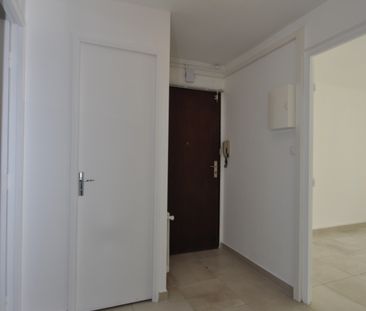 T3 LUMINEUX AVEC GARAGE - Photo 3