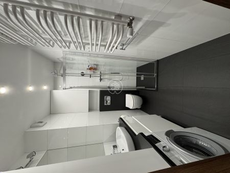 Trzypokojowe mieszkanie w centrum Bydgoszczy - Zdjęcie 3